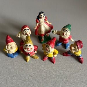 Vintage Snowwhite & Dwarfs Toy Set
